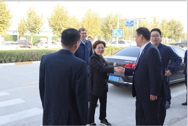 郑州二七区委组织部常务副部长王波一行 莅临我公司考察指导党建工作 郑州二七区委组织部常务副部长王波一行 莅临我公司考察指导党建工作