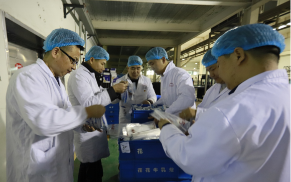 党员带头赴一线  助力春节保生产—好博在线_好博在线（中国）别样“生产突击队”助力车间生产