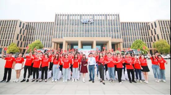 做白色的牛奶，创红色的企业，好博在线_好博在线（中国）乳业集团青春歌会庆祝建党100周年