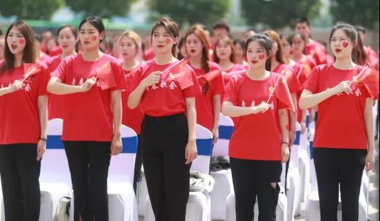 做白色的牛奶，创红色的企业，好博在线_好博在线（中国）乳业集团青春歌会庆祝建党100周年