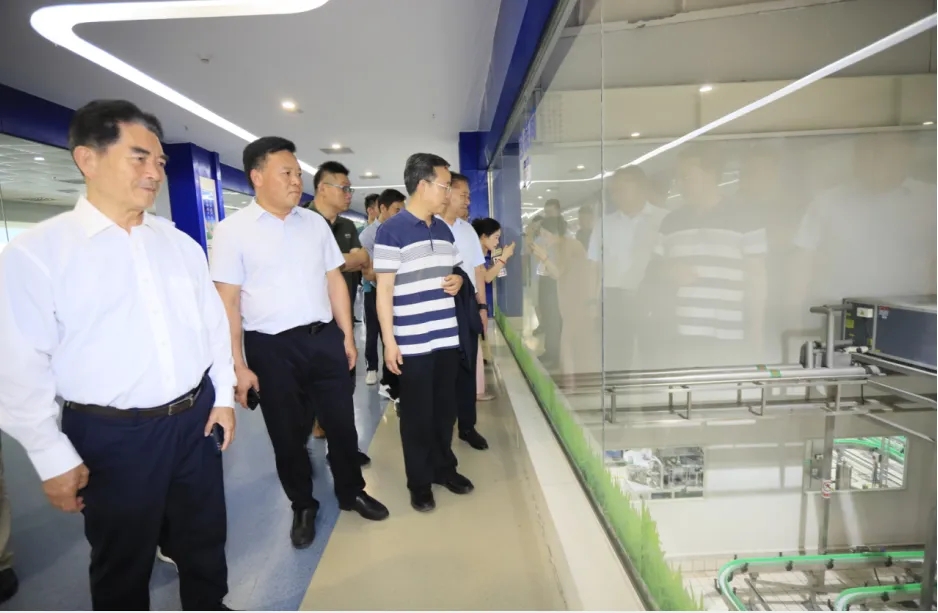 好博在线_好博在线(中国)丨中国人民大学河南校友会莅临好博在线_好博在线(中国)参观座谈 好博在线_好博在线(中国)丨中国人民大学河南校友会莅临好博在线_好博在线(中国)参观座谈