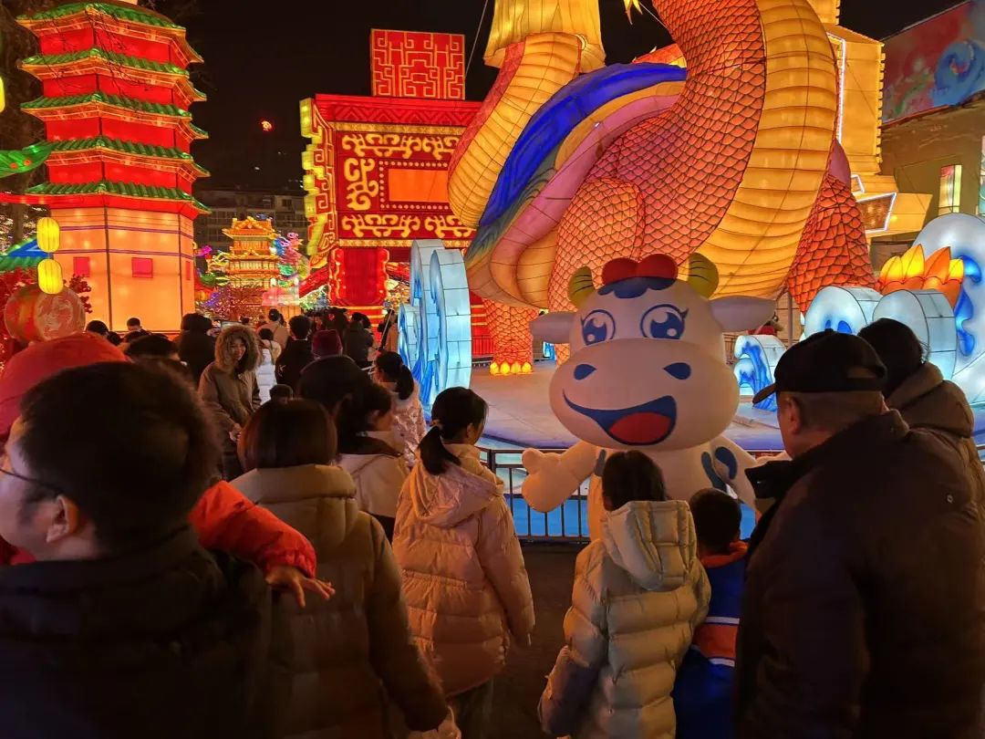 央视直播郑州龙年灯会迎新春,好博在线_好博在线(中国)品牌上大分 央视直播郑州龙年灯会迎新春,好博在线_好博在线(中国)品牌上大分