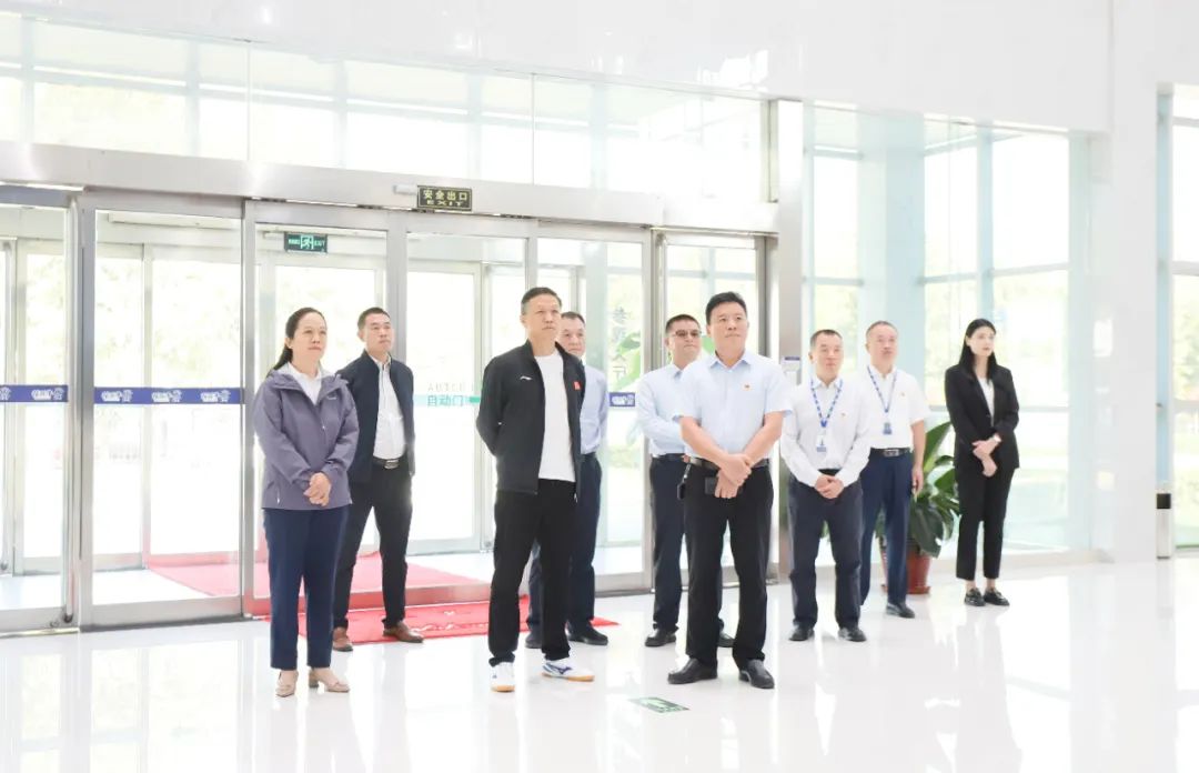 快乐过“双节”,安全不放假|河南农投集团党委书记、董事长李晓寰一行莅临好博在线_好博在线(中国)乳业集团开展“双节”安全生产大检查活动并慰问一线职工、 快乐过“双节”,安全不放假|河南农投集团党委书记、董事长李晓寰一行莅临好博在线_好博在线(中国)乳业集团开展“双节”安全生产大检查活动并慰问一线职工、