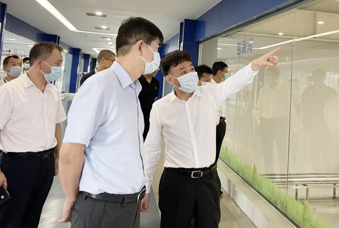 快讯丨河南省人民政府国有资产监督管理委员会副主任刘银志莅临好博在线_好博在线(中国)乳业集团参观座谈 快讯丨河南省人民政府国有资产监督管理委员会副主任刘银志莅临好博在线_好博在线(中国)乳业集团参观座谈