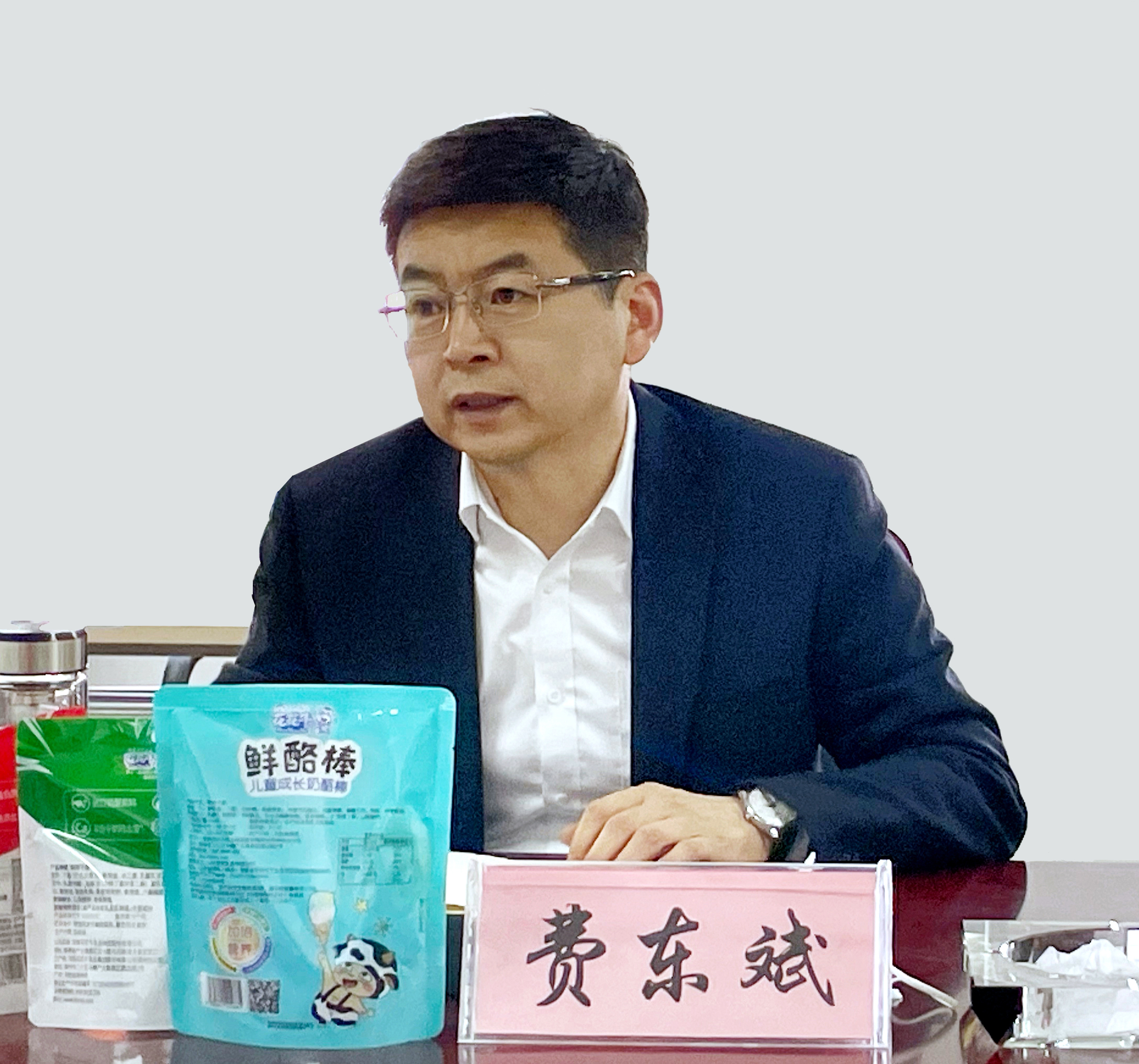 河南省委常委、副省长费东斌莅临 好博在线_好博在线（中国）乳业集团调研