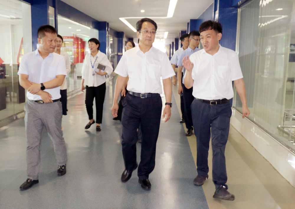 河南省高级人民法院院长胡道才一行莅临好博在线_好博在线（中国）乳业集团开展“万人助万企”活动 助力企业发展