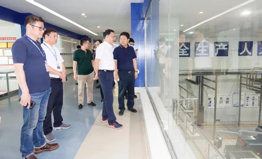快讯 | 湖北省农业厅副厅长王海涛等领导一行莅临河南好博在线_好博在线（中国）乳业集团参观调研