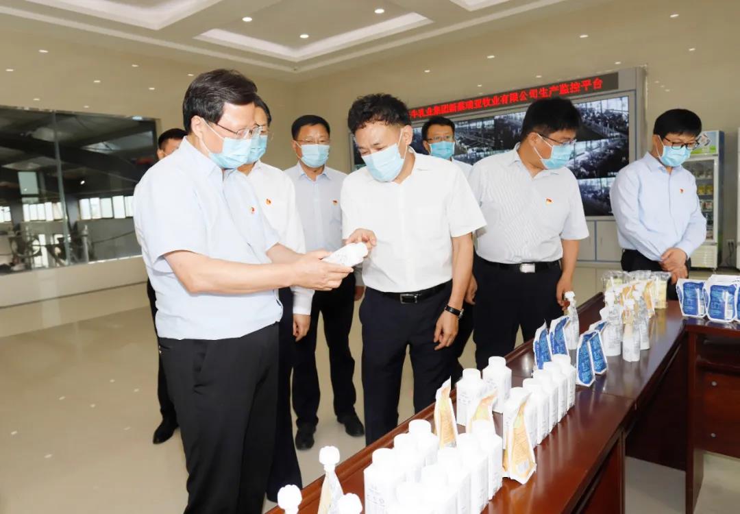 快讯 | 河南省委常委、省纪委书记、省监委主任任正晓莅临好博在线_好博在线（中国）乳业集团新蔡瑞亚牧场调研