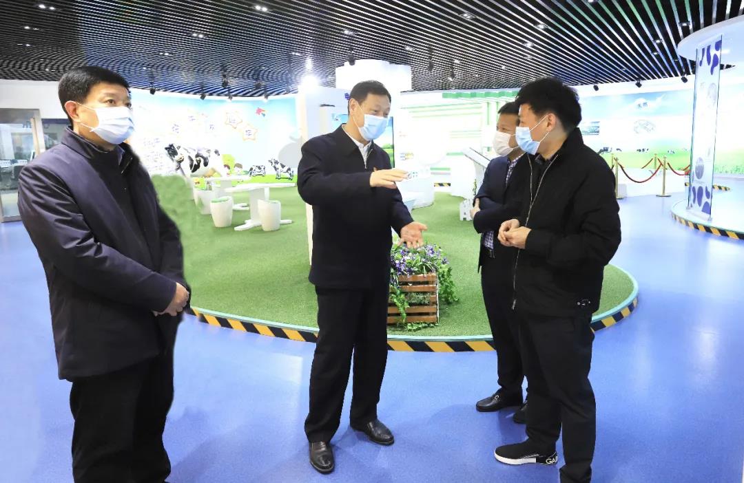 河南省委农办主任、农业农村厅厅长申延平一行调研河南好博在线_好博在线（中国）乳业集团