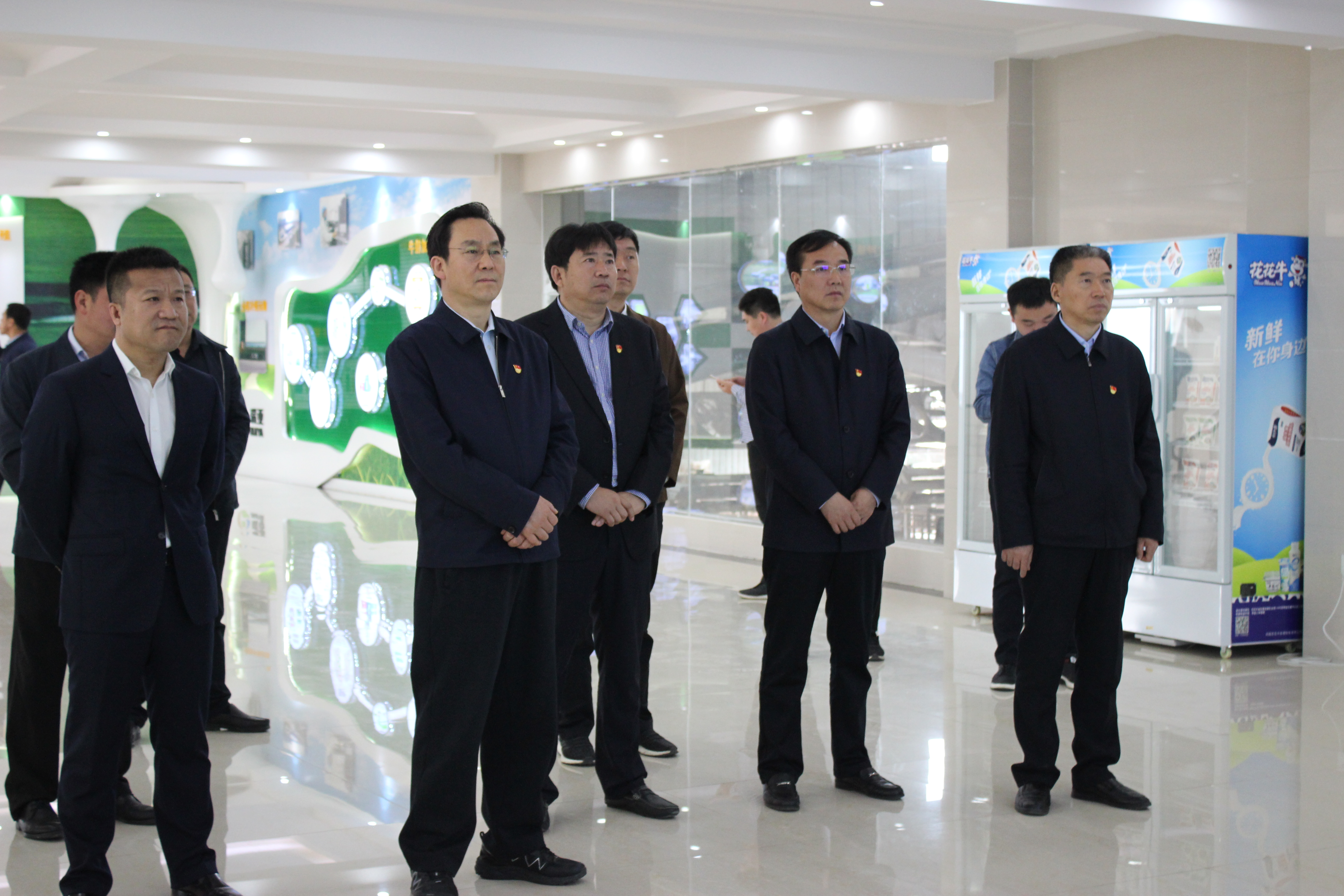 河南省委常委、组织部部长孔昌生 莅临河南好博在线_好博在线(中国)集团鲁山瑞亚牧业有限公司调研 河南省委常委、组织部部长孔昌生 莅临河南好博在线_好博在线(中国)集团鲁山瑞亚牧业有限公司调研