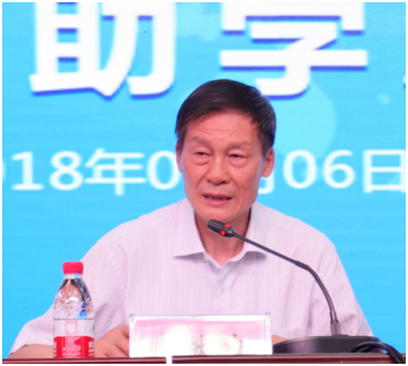 “健康中原,牛奶伴您行——好博在线_好博在线(中国)乳业集团2018中国小康牛奶行动” 公益助学启动仪式隆重举行 “健康中原,牛奶伴您行——好博在线_好博在线(中国)乳业集团2018中国小康牛奶行动” 公益助学启动仪式隆重举行