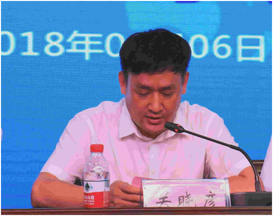 “健康中原,牛奶伴您行——好博在线_好博在线(中国)乳业集团2018中国小康牛奶行动” 公益助学启动仪式隆重举行 “健康中原,牛奶伴您行——好博在线_好博在线(中国)乳业集团2018中国小康牛奶行动” 公益助学启动仪式隆重举行