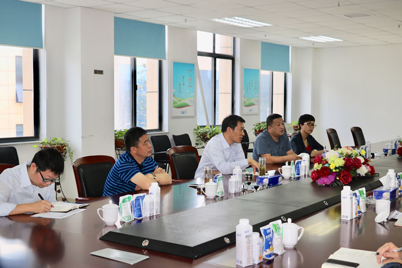 二七区张超副区长莅临好博在线_好博在线(中国)公司 调研指导工作 二七区张超副区长莅临好博在线_好博在线(中国)公司 调研指导工作