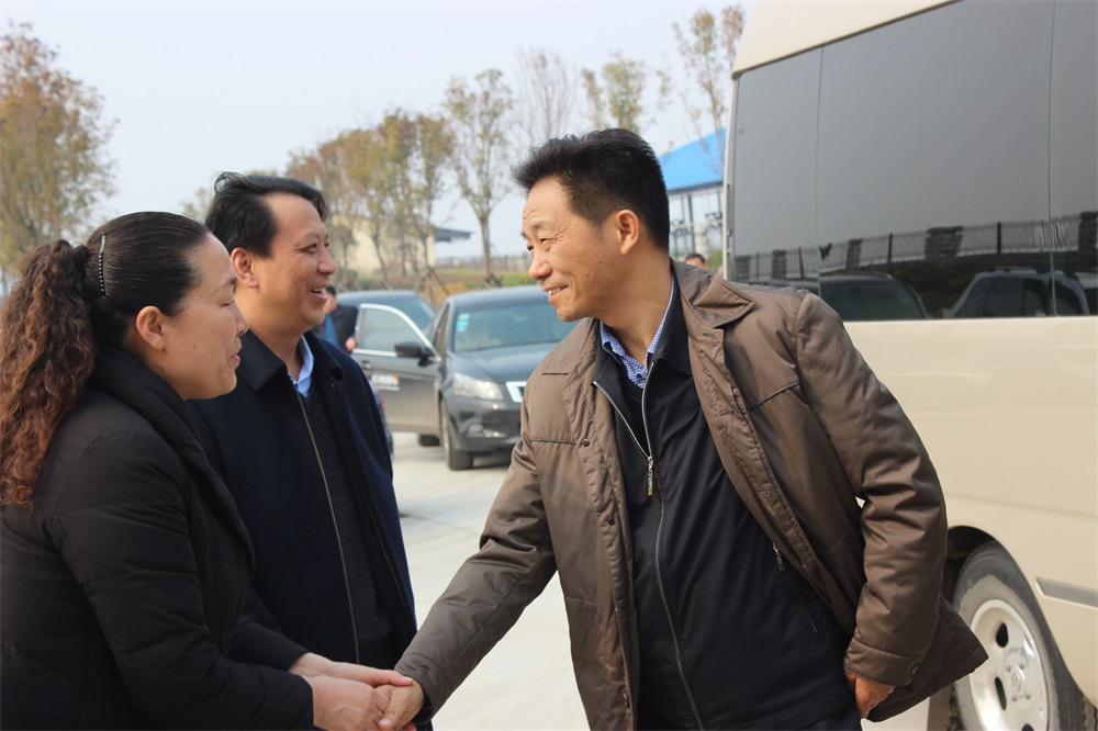 河南省财政厅副厅长庞学孟一行莅临好博在线_好博在线(中国)集团养殖事业部鲁山瑞亚牧业有限公司调研 河南省财政厅副厅长庞学孟一行莅临好博在线_好博在线(中国)集团养殖事业部鲁山瑞亚牧业有限公司调研