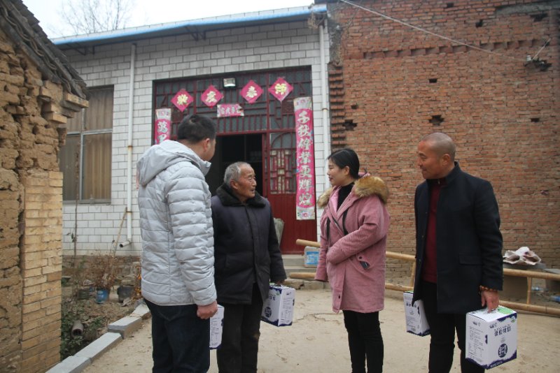 好博在线_好博在线(中国)精准扶贫暖冬公益行走进登封市刘家沟 好博在线_好博在线(中国)精准扶贫暖冬公益行走进登封市刘家沟