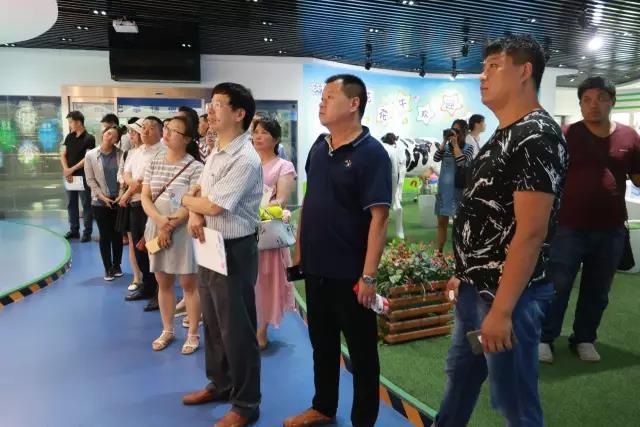 河南省食品安全座谈会暨百场食安讲座进校园启动仪式在好博在线_好博在线(中国)举行 河南省食品安全座谈会暨百场食安讲座进校园启动仪式在好博在线_好博在线(中国)举行