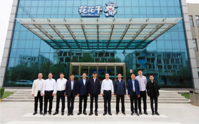 中国工程院院士任发政莅临好博在线_好博在线（中国）乳业集团调研指导工作