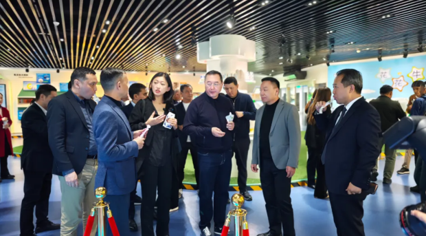 河南省委外事办副主任李冰陪同哈萨克斯坦共和国阿拉木图州州长一行到访好博在线_好博在线（中国）